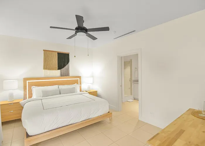 Palma Serena Condo, Pools & Near Apartment Coco