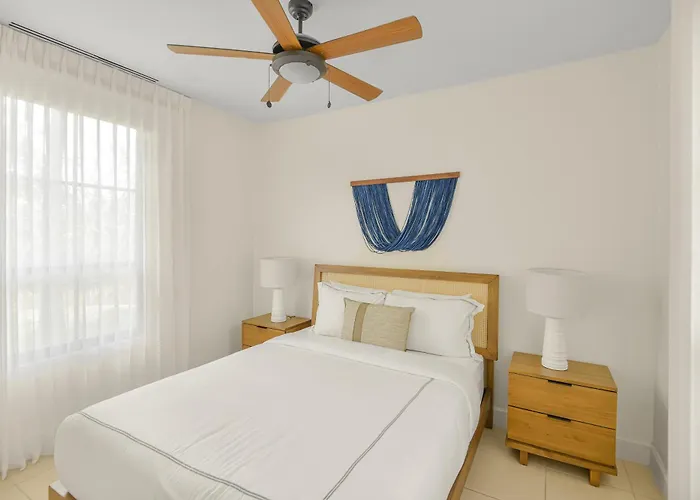Palma Serena Condo, Pools & Near Apartment *